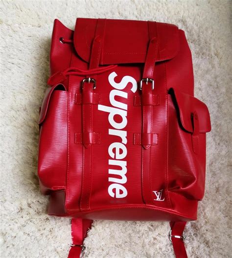 precio mochila supreme louis vuitton